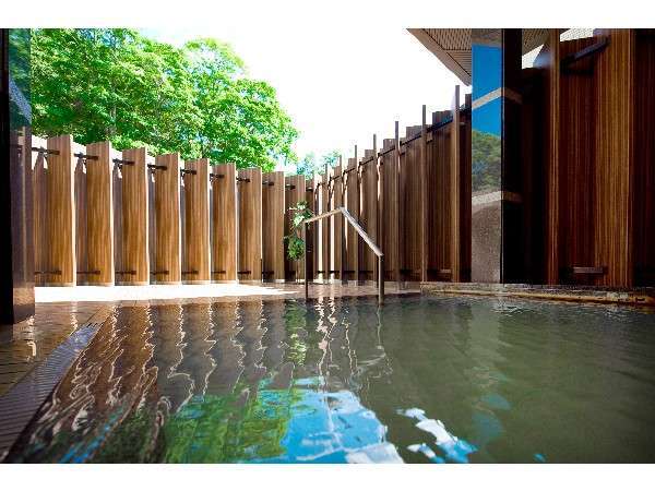 Public Open-air bath photo