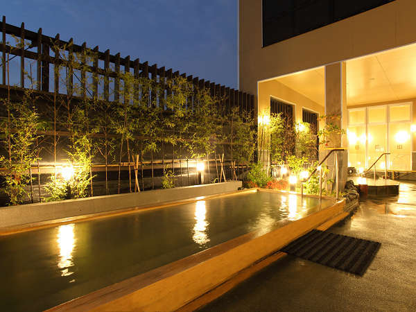 Public Open-air bath photo